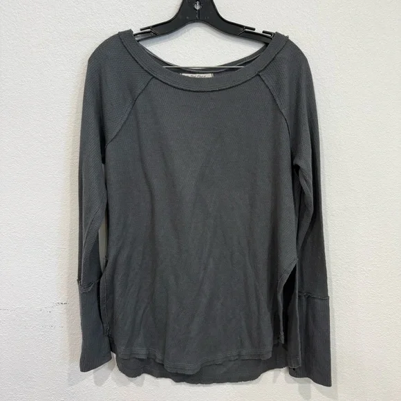 Free People We The Free Snowy Thermal Long Sleeve Grey Women’s Size Medium - Picture 3 of 5